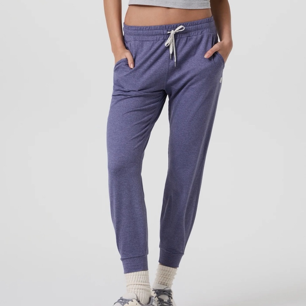 Vuori Women’s Performance Jogger in Cosmic Heather